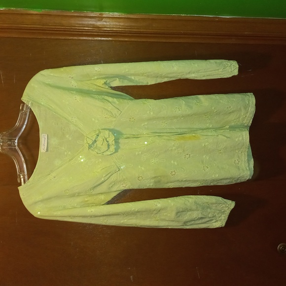 JUS D'ORANGE PARIS Green top with Sequins. Size 4. - Picture 3 of 11